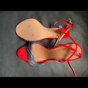 Zara Rainbow Hesls